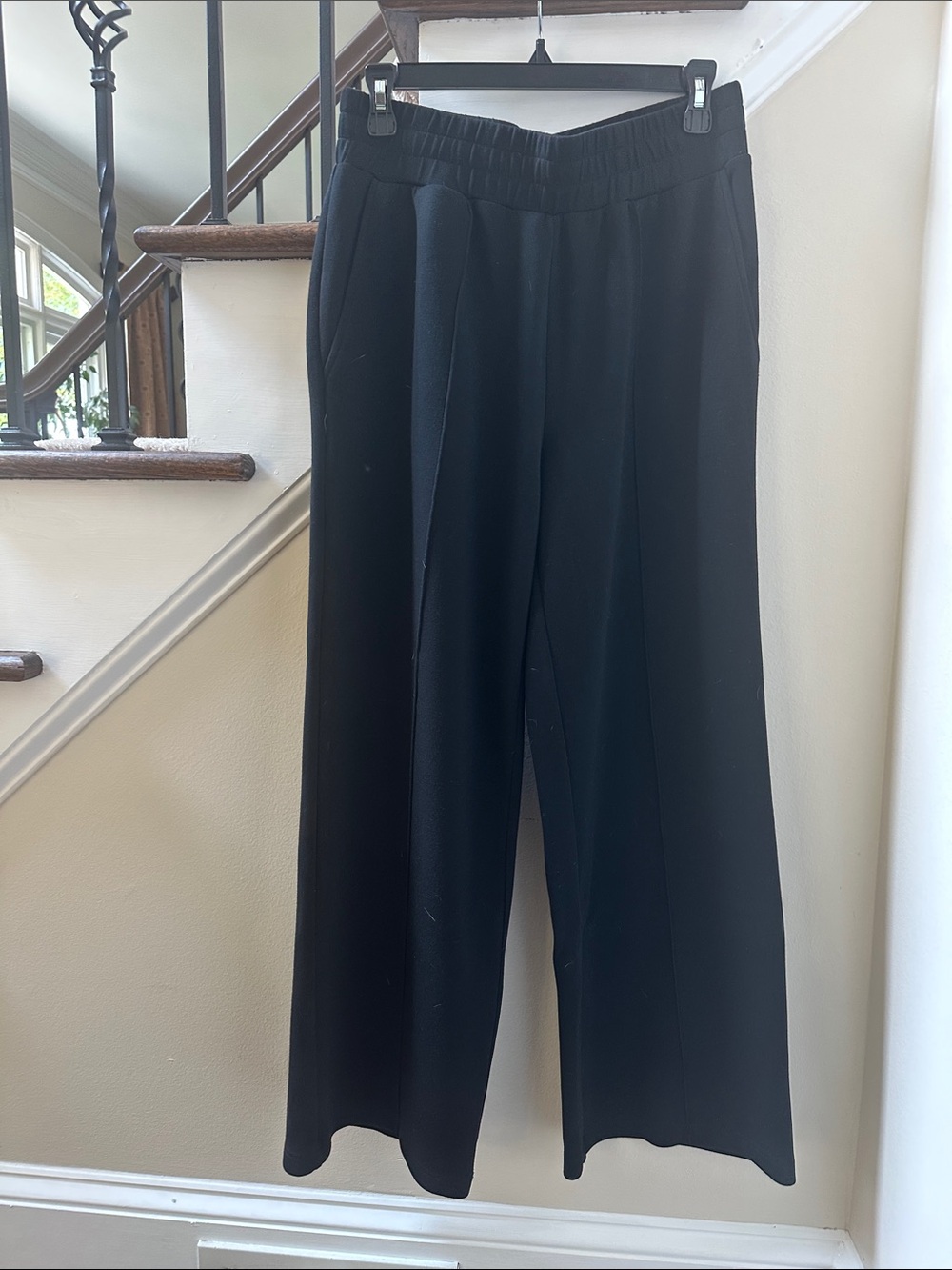 Varley women’s Wide Leg pant 28.